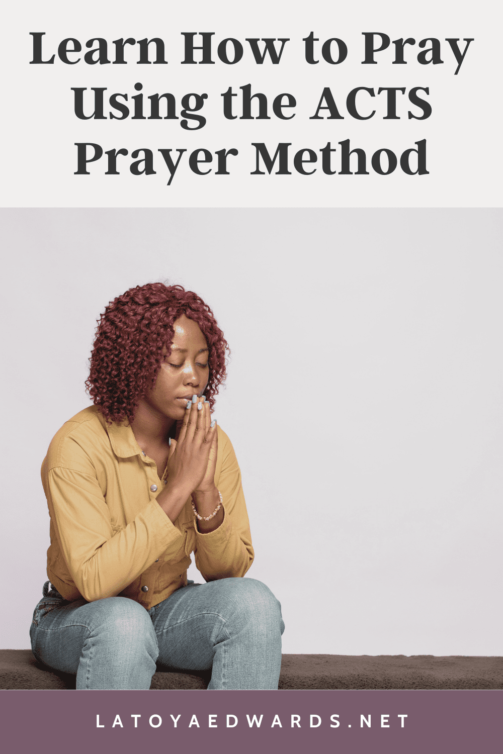 Struggling to know how to pray? The ACTS prayer method is an easy way to pray effectively. Perfect for beginners, kids and when you aren't sure how to pray during hard times.